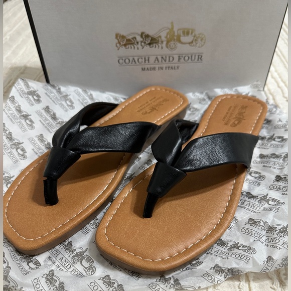 New Coach And Four Pappagallo Sandal - Picture 6 of 12